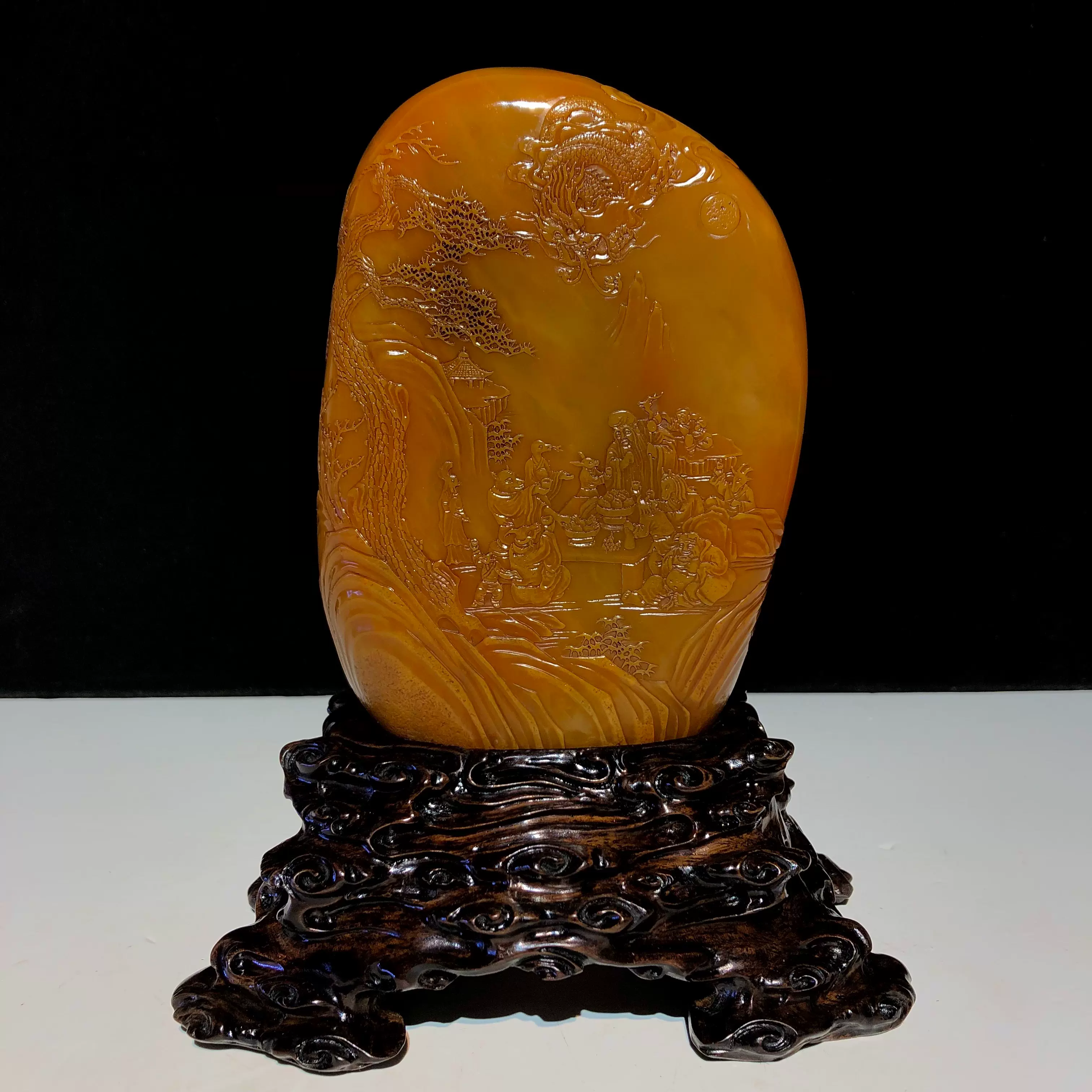 精品寿山田黄石摆件十二生肖贺寿图石雕石刻名家薄意浮雕