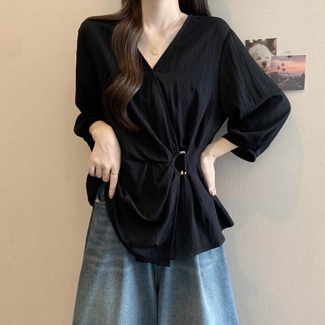 High-end black V-neck long-sleeved shirt for women in spring and summer large size fat mm irregular waist-hugging temperament unique top