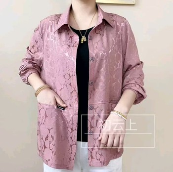 
Fashionable Jacquard Thin Shirt Jacket Women's Summer New Mom's Clothes Casual Age Reducing Slimming Top