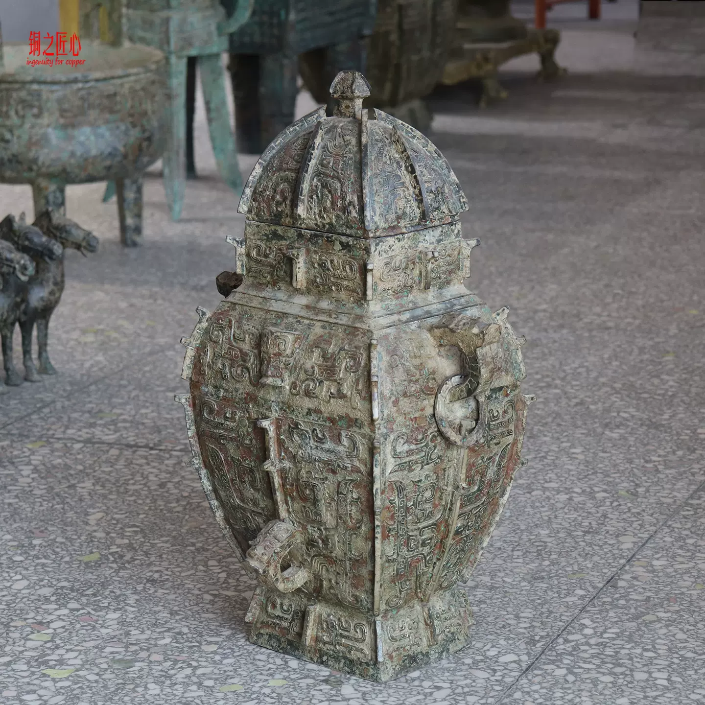 中国 古代 青銅器 酒器 祭器 考古 花器 花生 花瓶 茶道具　高39ｃｍ　A878 中国 古代 青銅器 酒器 祭器 考古 花器 花生 花瓶 茶道具 高39ｃｍ A878