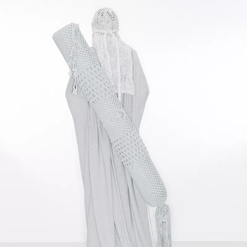 NUTEMPEROR Vegetable Project 020 手工编带仿皮斜挎黑色电脑包-Taobao  