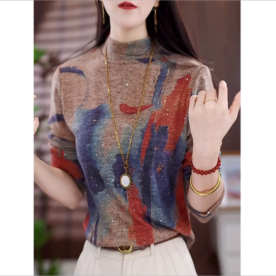 
High-end velvet bottoming shirt for women, autumn and winter style, western-style blouse with long sleeves and printed velvet top inside
