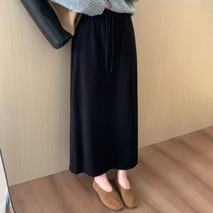
High-end and elegant cashmere skirt 2025 new autumn Korean style versatile high-waist slim straight skirt
