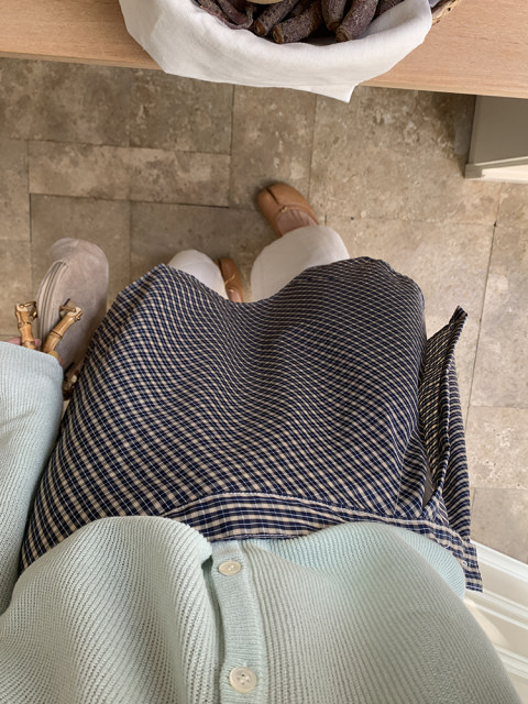 Side cm Korean retro plaid hem skirt curtain for women in spring and summer irregular buttons layered with plaid ass curtain skirt