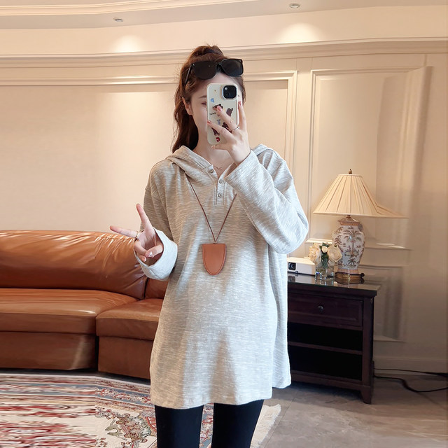 Lazy style hoodie~Pregnant women's autumn new simple and versatile three-button fashion long-sleeved T-shirt casual top trend