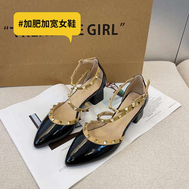 Plus fat and widened large size women's shoes 41-43 rivet sandals ...