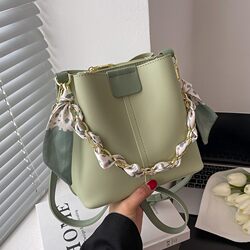 Shoulder Bag 2025 Women's Bag New Popular Fashion Handbag Bucket Bag Green High-End Super Hot Crossbody Bag