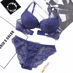 Sexy lace breast set thin cup models gathered underwear young ladies temptation to transparent upper up small bra