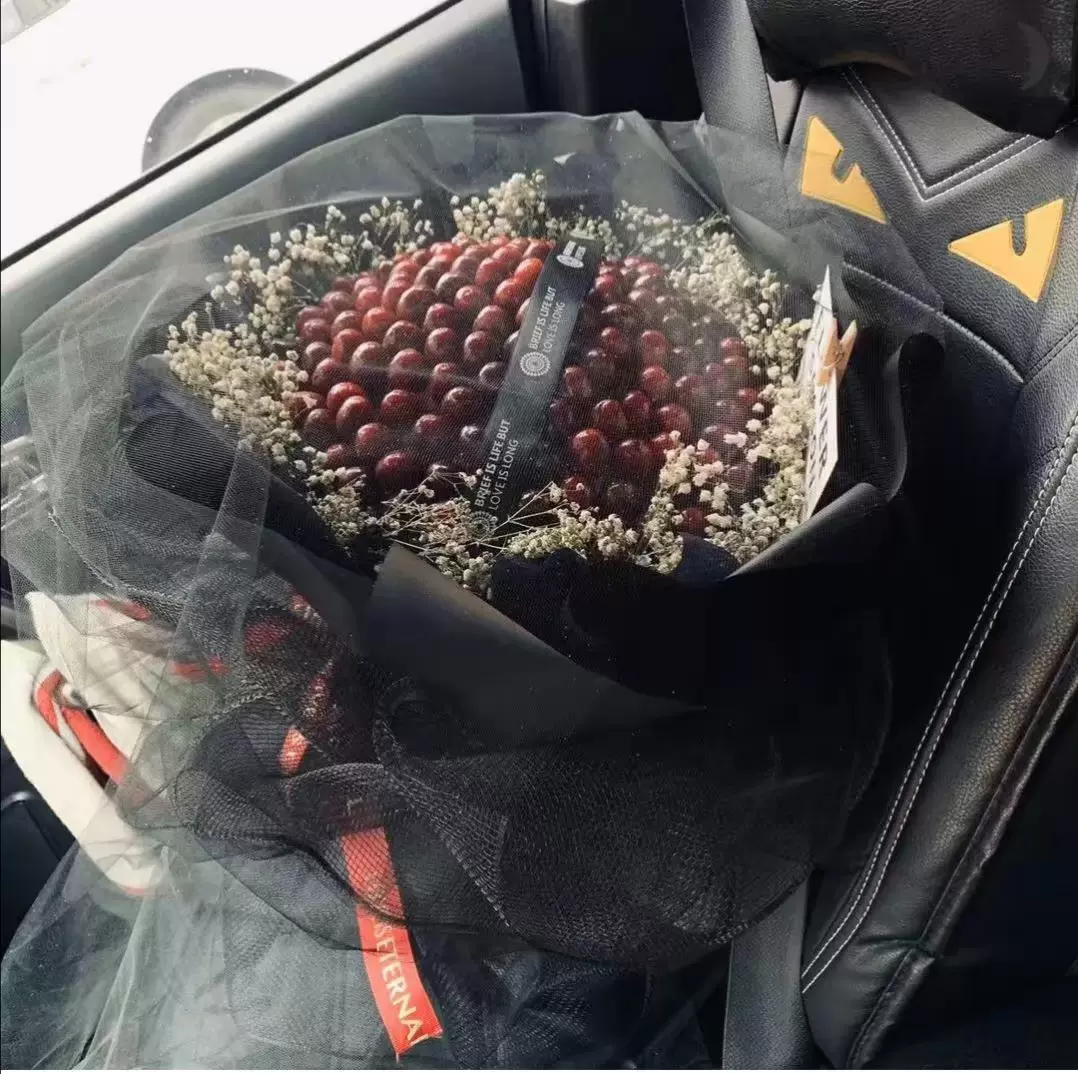 生日创意呼和浩特草莓水果花束鲜花速递托克托县土默特左