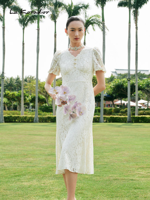 
Lakoradior Summer V-neck Short Sleeve Fishtail Floral Lace Dress