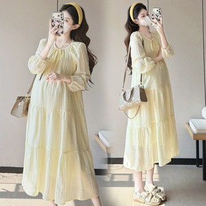 
Maternity skirt spring 2026 French light luxury temperament age-reducing loose slimming knee-high trendy mom skirt spring dress