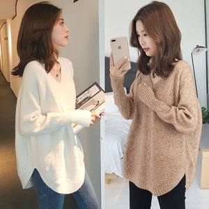 
V-neck sweater women's loose foreign style lazy top 2026 spring and autumn new Korean style slim pullover knitted bottoming shirt