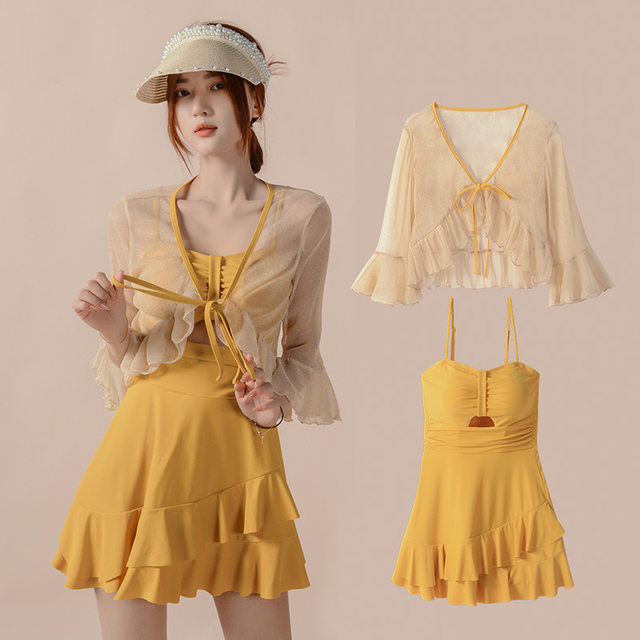 Swimsuits for women in hot springs for high-end 2025 new women's beautiful slightly fat and one-piece flat corners small swimsuit