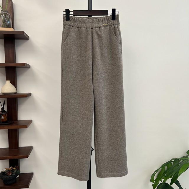 New style straight trousers for women in autumn and winter, spring and autumn elastic solid color loose mother trousers high waist middle-aged women thick trousers