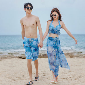 Couple swimsuits, women's bikinis, steel holders gather together, colors appear white, sexy, pure desire, hot spring beach vacation, men's beach pants
