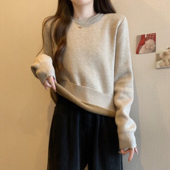 
Thick velvet knitted bottoming shirt for women in autumn and winter large size one-piece velvet sweater round neck versatile slimming Maillard top
