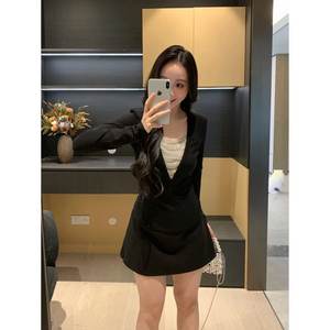 
XINYI [Pearl Curtain and Jade Curtain] Autumn and Winter Tassel Splicing Knitted T-Shirt + High Waisted Woolen Skirts Slim Suit for Women