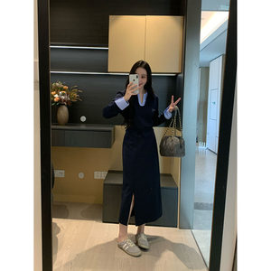 
XINYI [Yale Blues] Autumn and Winter Air Layer Knitted Top + High Waisted Long Skirt Slimming and Temperamental Suit for Women