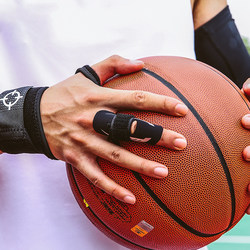 Basketball Finger Protector with Compression, Extended Length, Breathable Volleyball Bandage, Professional Sports Finger Protection, Joint Protective Gear