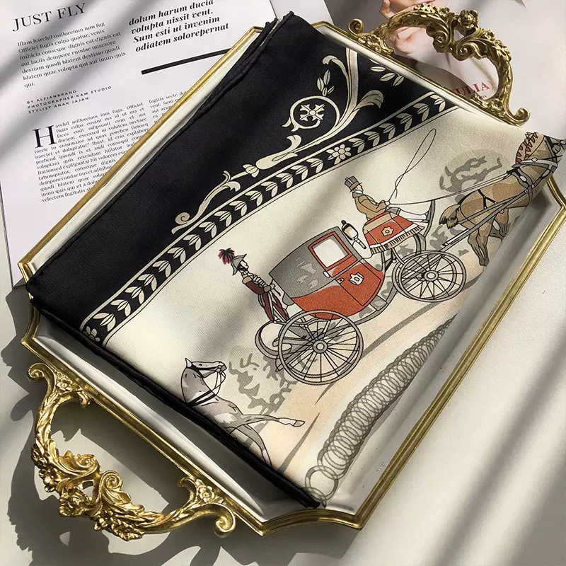 砂洗真絲絲巾女中世紀馬車與貴婦桑蠶絲大方巾