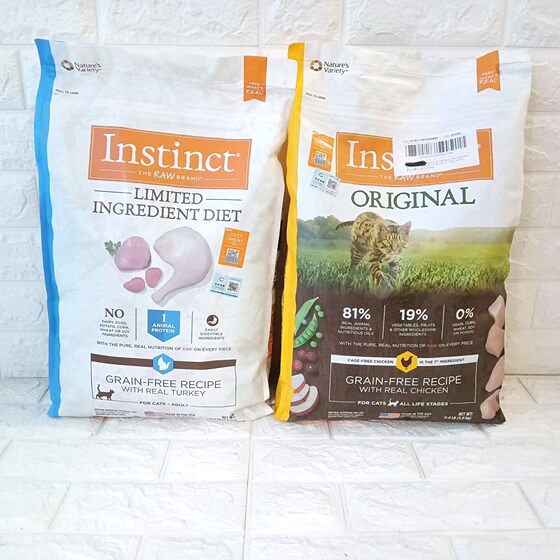 
Instinct Bailey Grainless Turkey Classic Grainless Chicken Kitten Adult Cat Weight Loss Cat Main Food 11 lbs 5kg