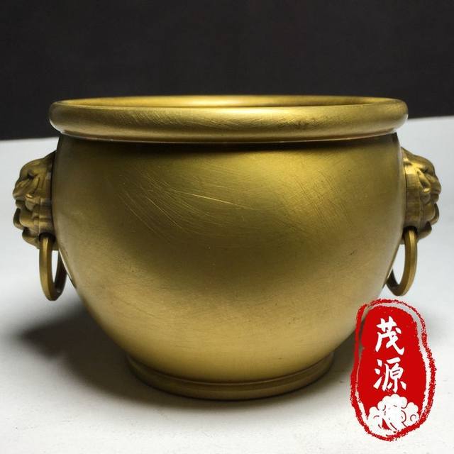 
Antique pure copper double ear beast head copper jar Fengshui house copper jar living room ornaments treasure pot solid copper fortune jar