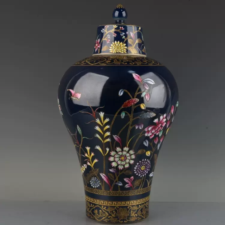 陶芸 清 乾隆◇藍地琺瑯彩花卉紋蓋罐◇ 中国古董品