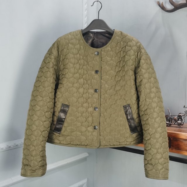 European large-size cotton jacket genuine leather round neck sheepskin loose diamond lattice on both sides wearing motorcycle jacket for women 2025 winter