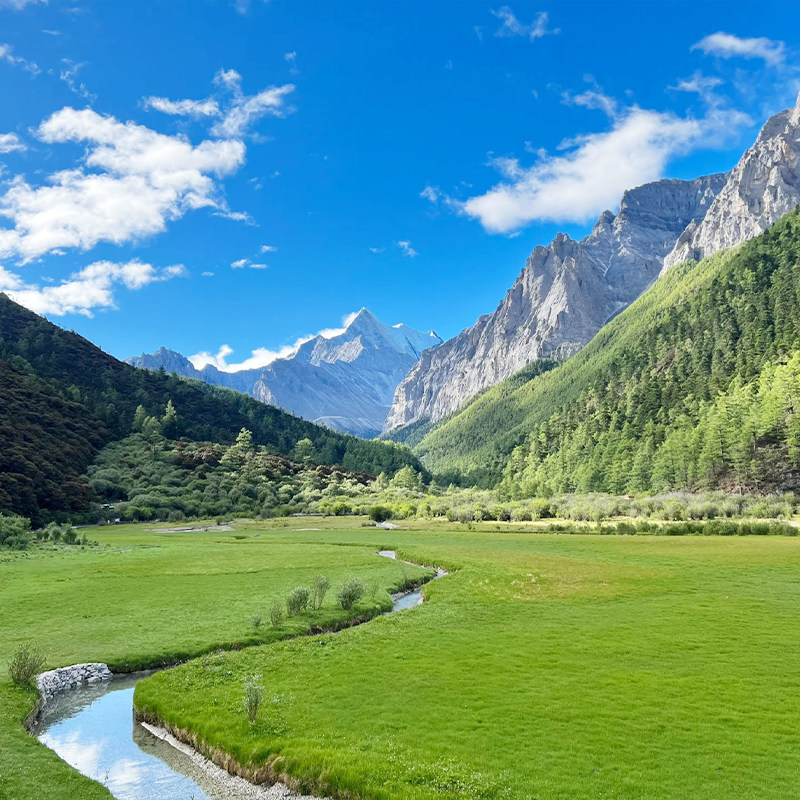 【私家团】成都到稻城亚丁旅游5天4晚四姑娘山墨石公园丹巴1单1团