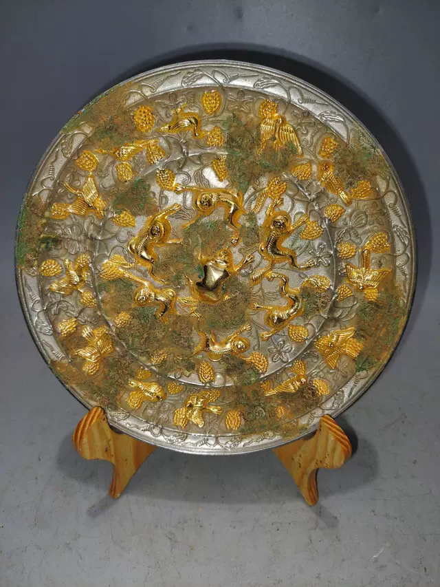 古鏡 青銅鏡 人馬 中国古玩 中国美術 唐物 擺件 旧家蔵出 m04 【公式通販】