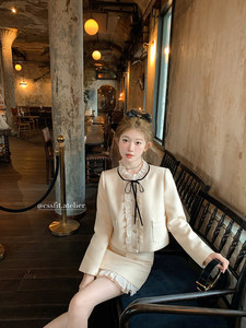 
Chi Umbrella Starry Swan Lake Lace-up Small Fragrance Jacket Patchwork Half Skirt Temperament Gold-like Suit Women's Autumn