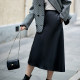 23rd in the 23rd Japanese autumn and winter commuting loose sheepskin stitching A -shaped half -body skirt in the long leather skirt mall the same model
