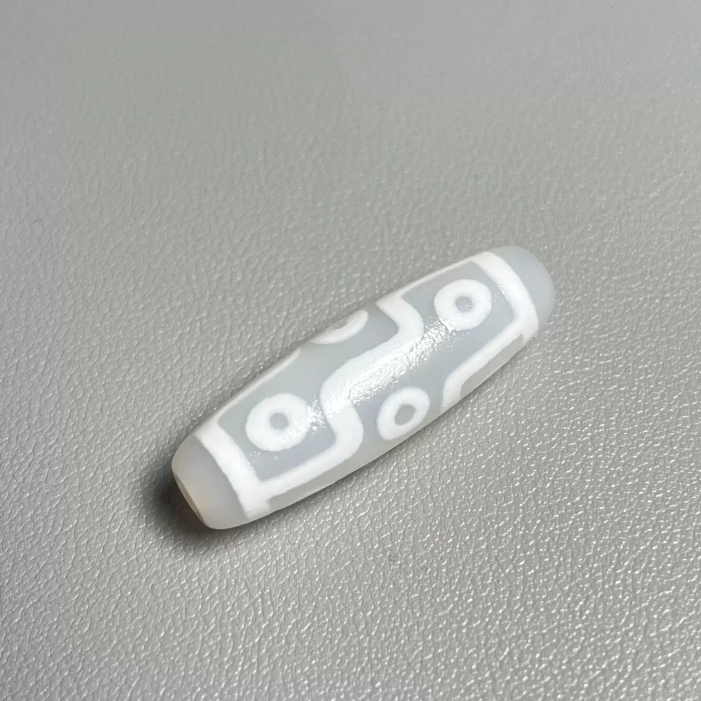 ご予約瑪瑙 白毫天珠(小) 9-197 ご予約瑪瑙 白毫天珠 小