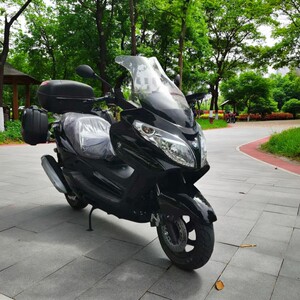 
Anthony Majeste big pedal 150ccT3 cruise battleship travel version sports version mobile large sofa