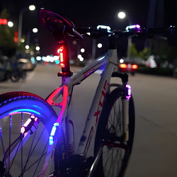 Bicycle USB Night Riding Rechargeable Tail Light, Flashing Warning Light, Ultra-Long Battery Life, Mountain Biking Bicycle Accessories and Equipment