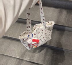 Autumn and Winter New Large-Capacity Cat Makeup Bag, Portable Storage Bag, Toiletry Bag, Three-Dimensional Super Cute Handbag for Women