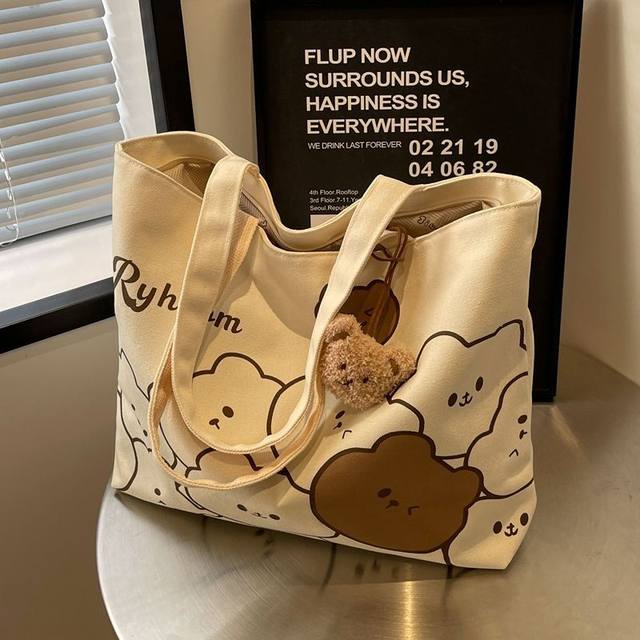 Casual large capacity bag for women summer new cartoon bear canvas bag for college students commuting for class one-shoulder tote bag