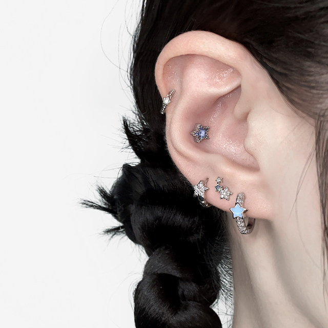Twenty-two-chome star earrings, high-end ear bone nails, cochlear nails, women's earrings, five-pointed star earrings, earrings
