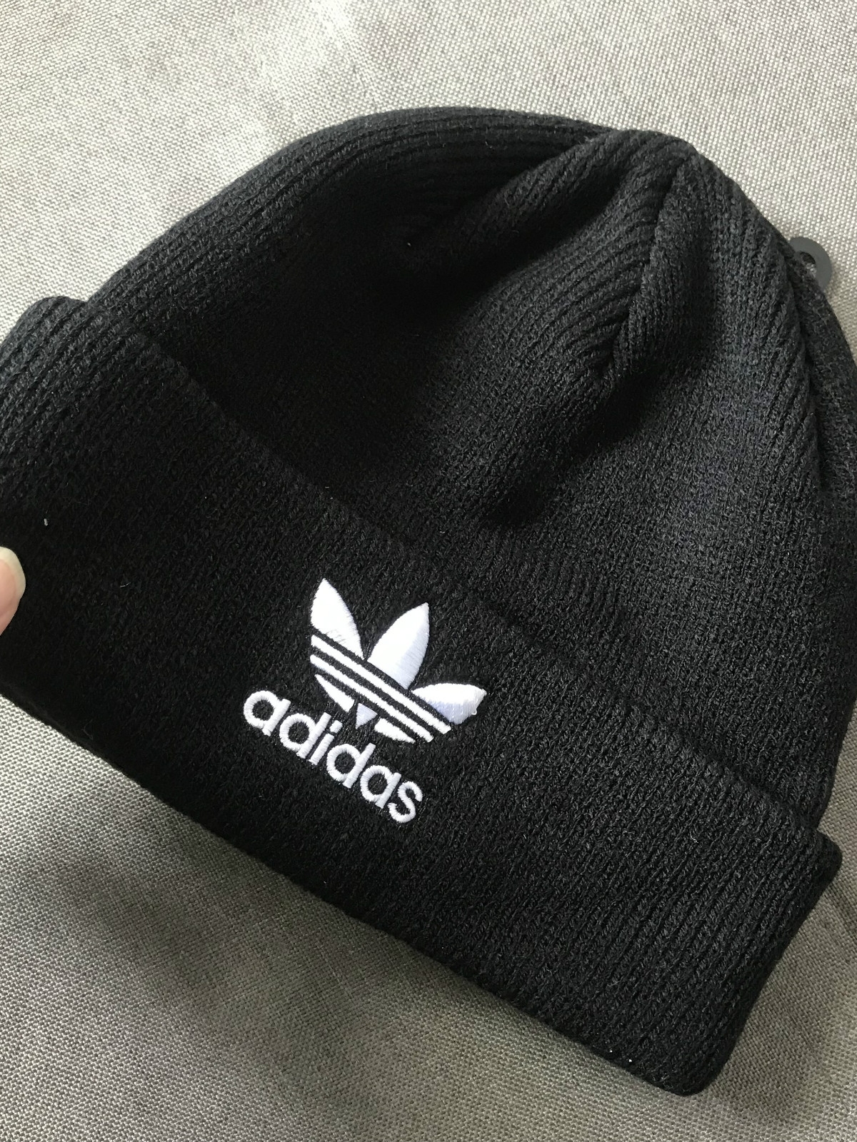 Adidas 三叶草阿迪刺绣针织毛线帽