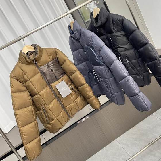 
Mountain style outdoor! Contrast color pocket design! Foreign trade men's winter fluffy bread coat for men and women for couples