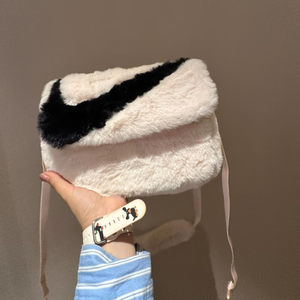 Nike crossbody bag, sherpa shoulder bag, Nike plush velvet men's and women's bag, outdoor travel waist bag, casual sports bag
