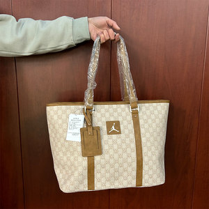 Jordan Shoulder Bag Nike AJ Khaki Large Capacity Training and Fitness Bag Underarm Bag Tourism Storage Luggage Bag