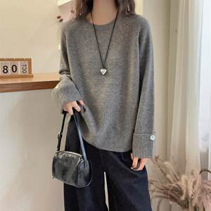 
2025 Autumn and Winter Gentle Solid Color Soft Wax Pullover Large Turn-Sleeve European Lazy Style Loose Age-Reducing Versatile Sweater Round Neck