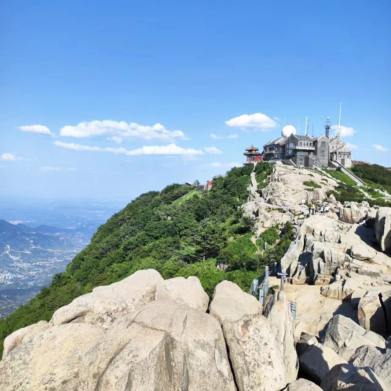 山东全线7日青岛威海烟台蓬莱阁曲阜三孔泰山济南7天6晚纯玩