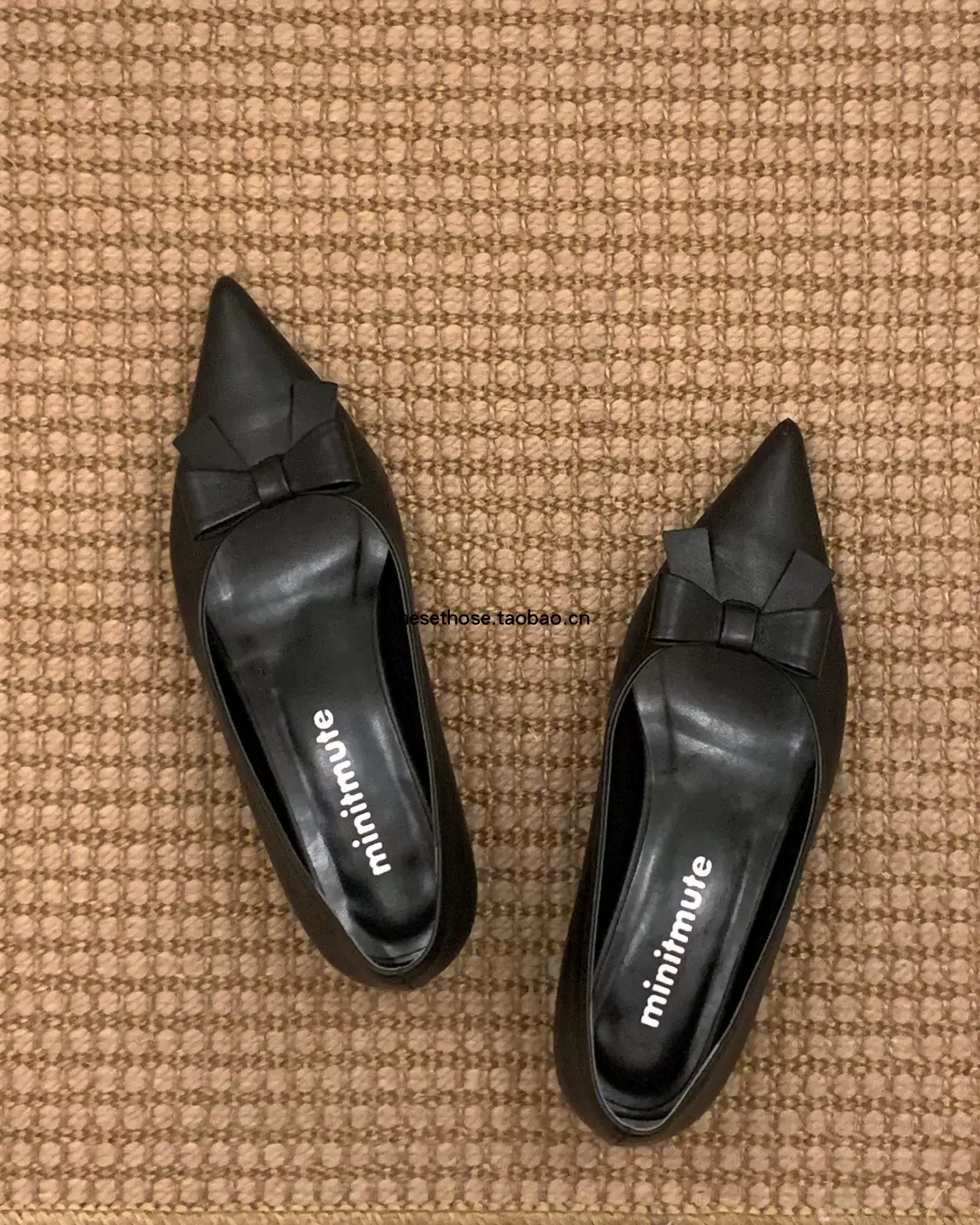 韓国 【minitmute】RIBBON RETTO SHOES 22.0 〜 25.0 cm Shoes – minitmute.us