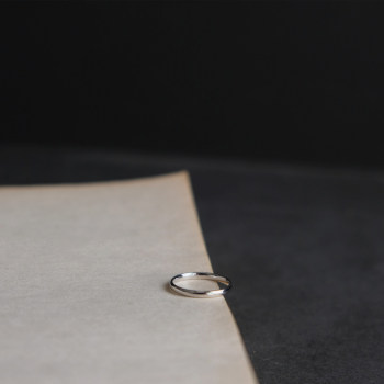 Brahma pure silver light bright face wide tail ring ring
