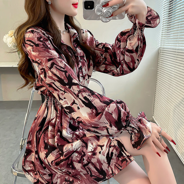 Ruffle printed flared sleeve top with light-produced French niche slim waist-hugging shirt unique beautiful shirt for women
