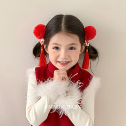 New Year Hair Accessories for Girls, Large Red Pom-Pom Koi Tassel Hairpin, Children's New Year Horse Year Festive Hair Accessory Clip
