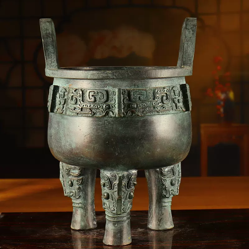 青銅三足鼎 唐木蓋台付 商時代