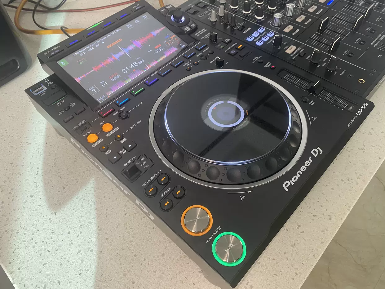 DJ機材 MomoChan 61xctaMd7-L._UF350,350_QL80_.jpg